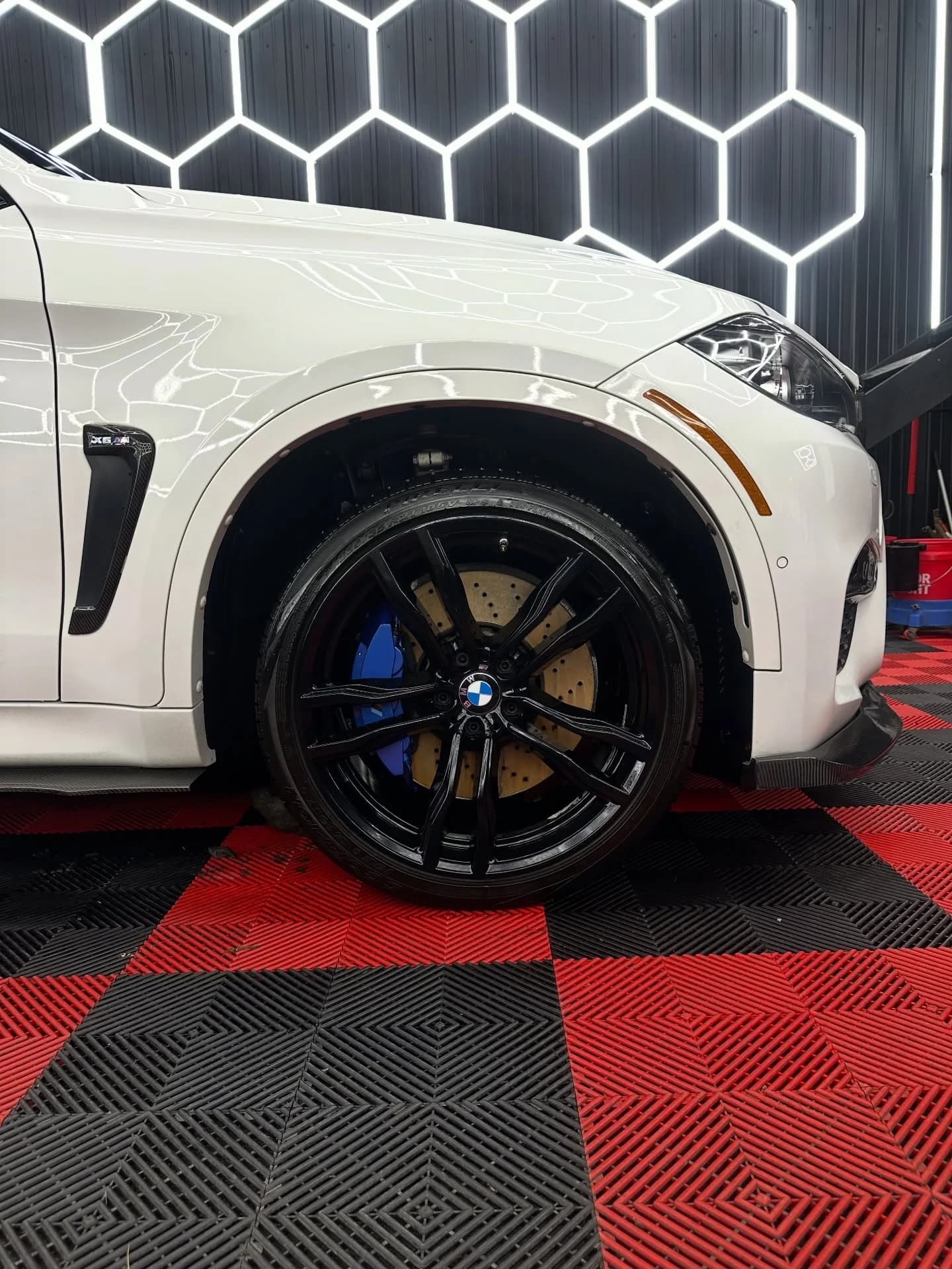 BMW X6M wheel detail after exterior detailing