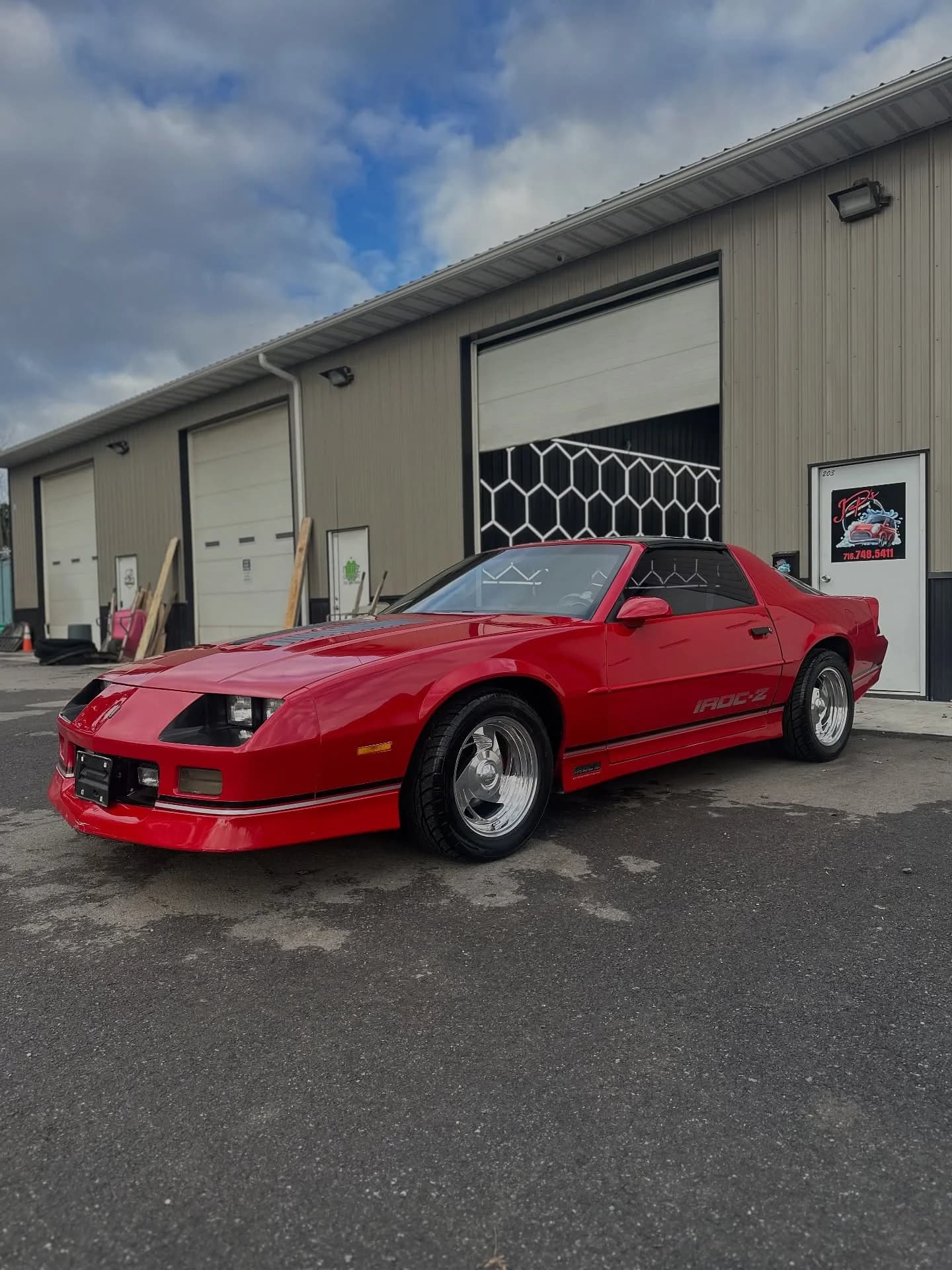 Camaro Z28 car detailing paint work