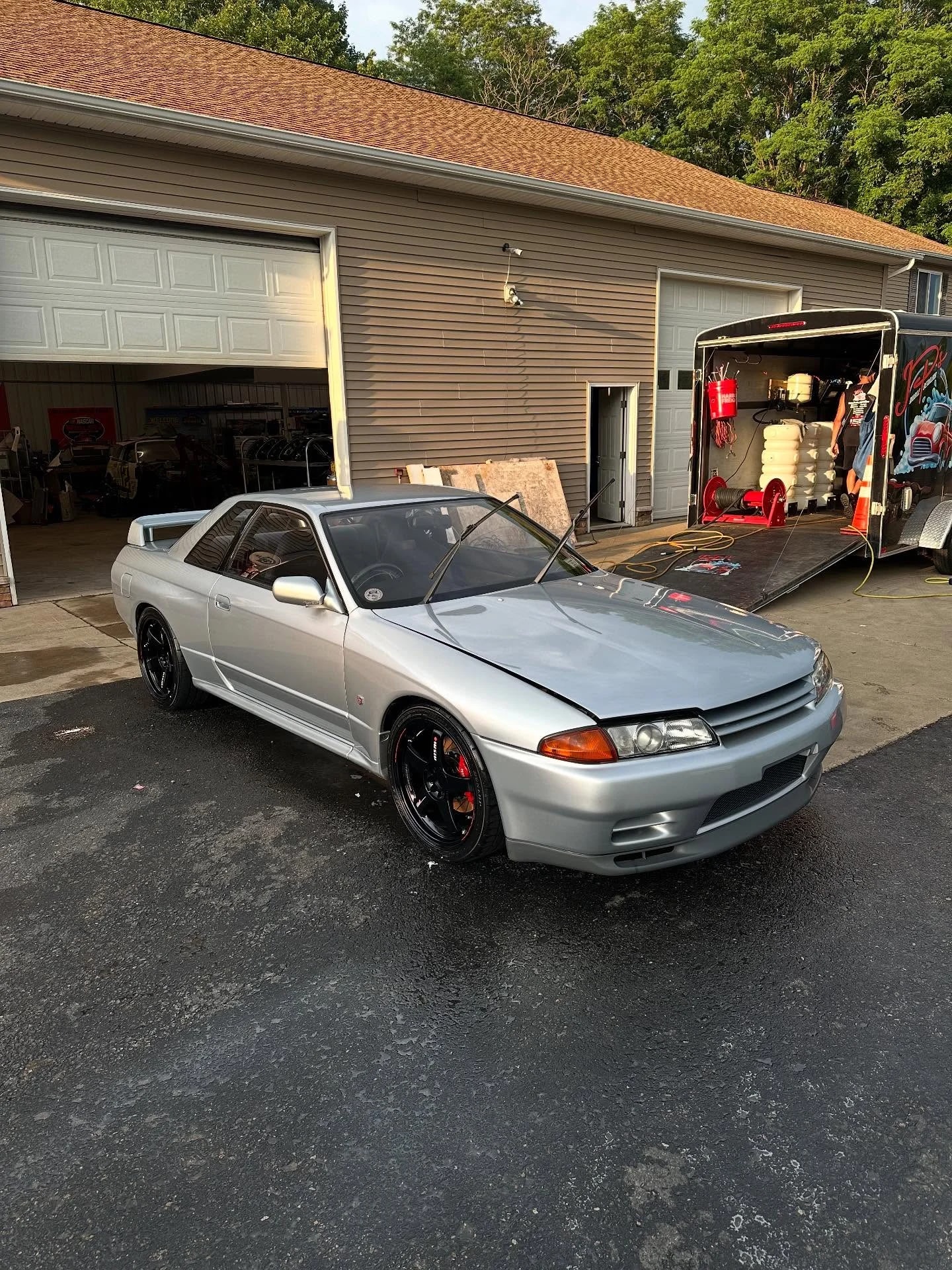 R32 Skyline paint detail car detailing Buffalo NY - mirror finish